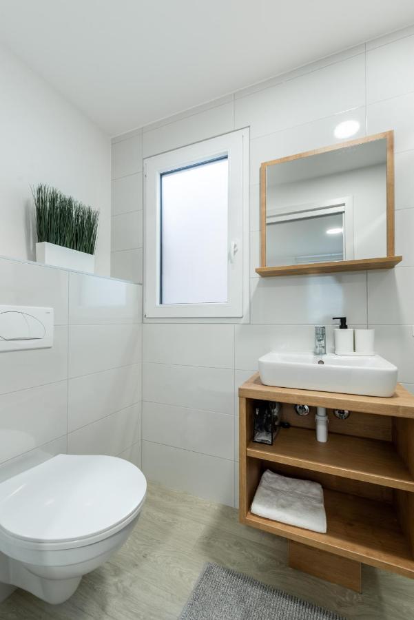 Luxury Mobile Home Pretty Green - Premium - Oaza Mira Resort -50 M From The Beach Драге Экстерьер фото